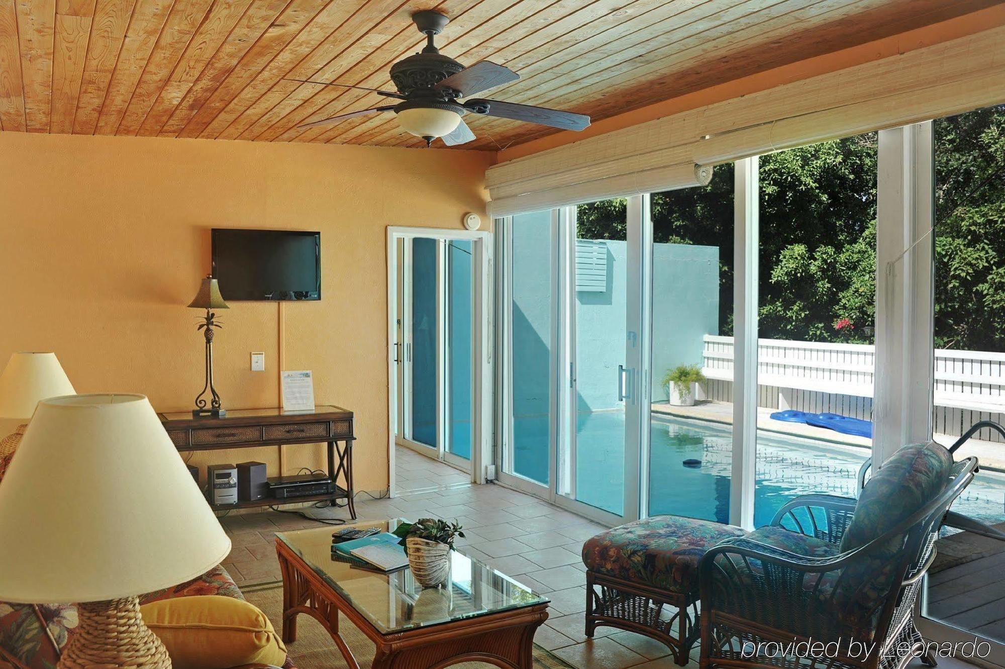 Pavilions And Pools Condo Villas Mandal 客房 照片